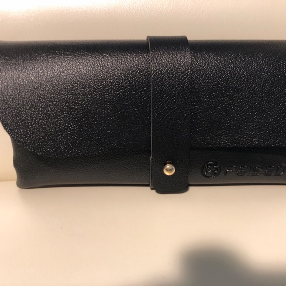 🕙 THIS BRAND NEW FEISEDY GORGEOUS SUNGLASSES WITH CASE - Picture 9 of 9